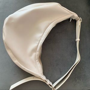 White faux leather bag